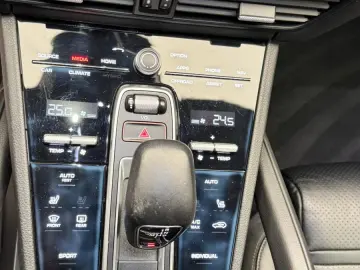 Porsche Cayenne Bose Pano R21