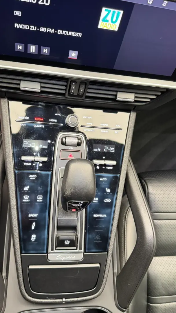 Porsche Cayenne Bose Pano R21