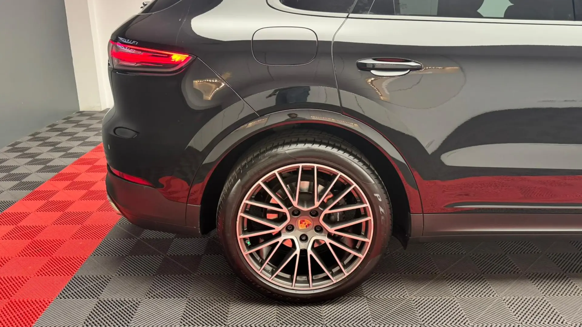 Porsche Cayenne Bose Pano R21