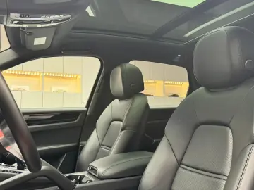 Porsche Cayenne Bose Pano R21