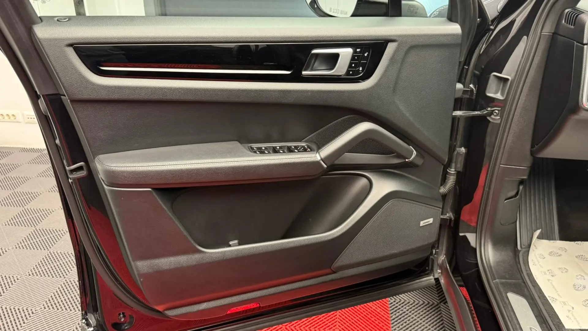 Porsche Cayenne Bose Pano R21