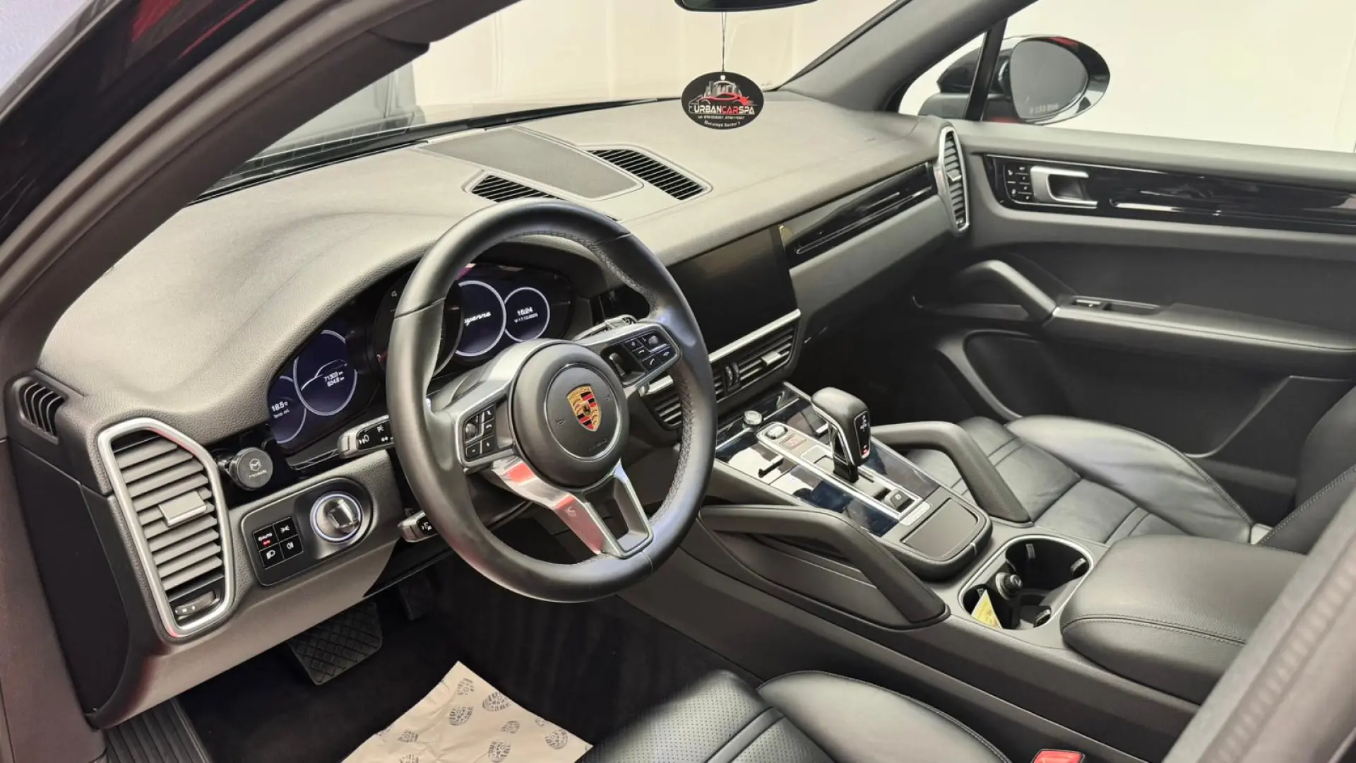 Porsche Cayenne Bose Pano R21