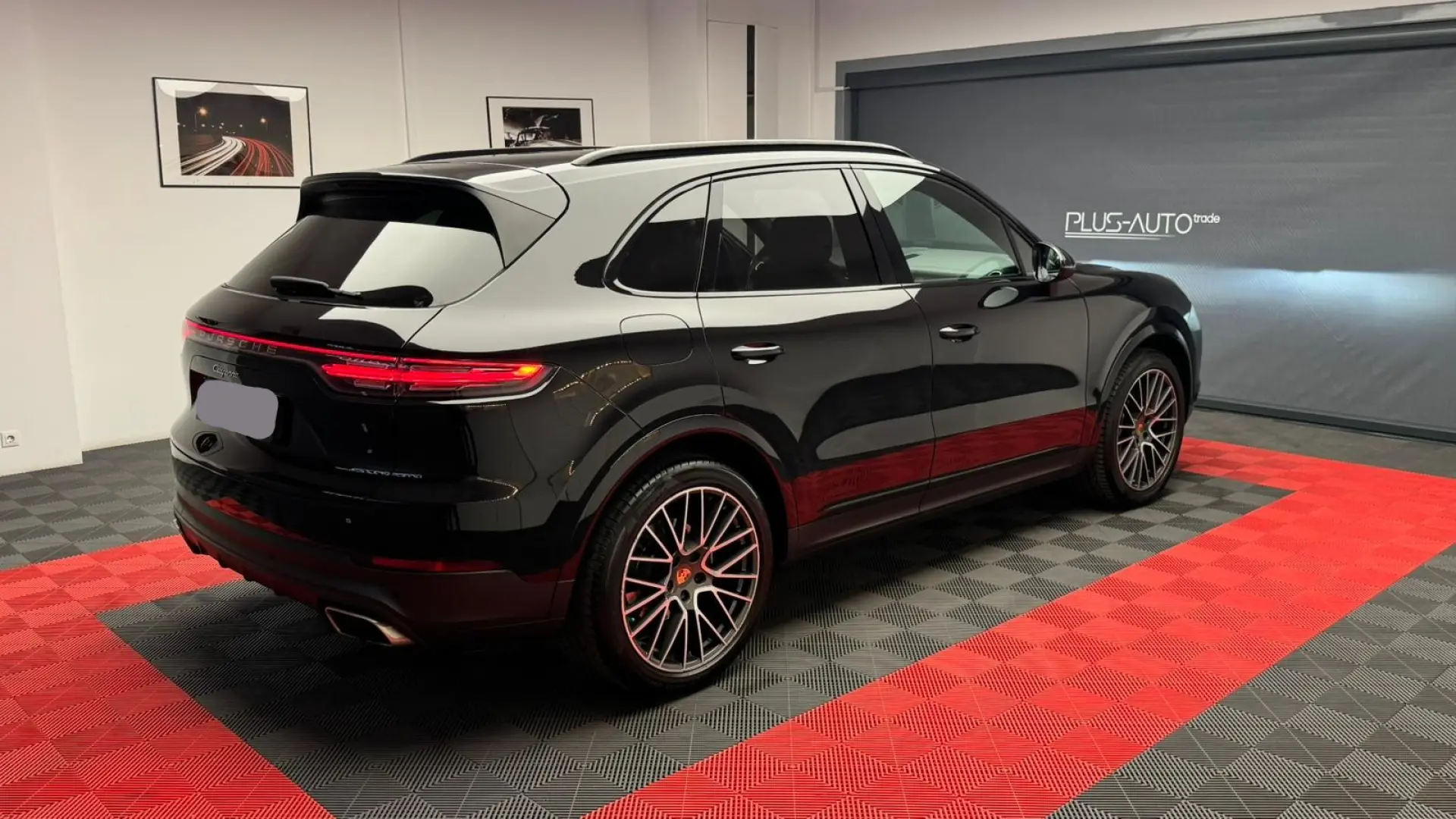 Porsche Cayenne Bose Pano R21