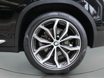 X4 xDrive20i DAB LED WLAN Pano.Dach RFK Shz PDC