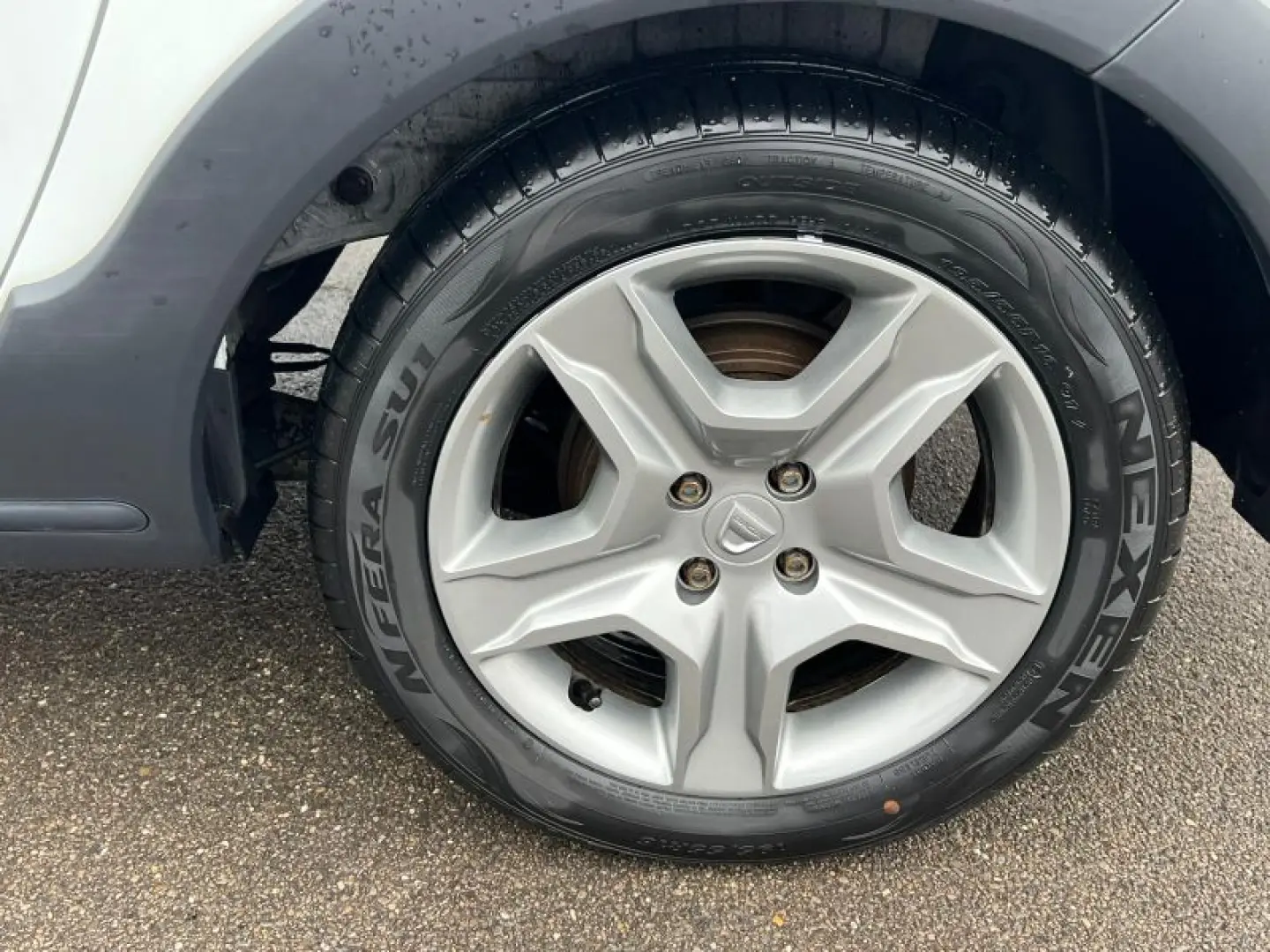 DACIA LODGY 1.3 TCe 130CP Stepway 7L