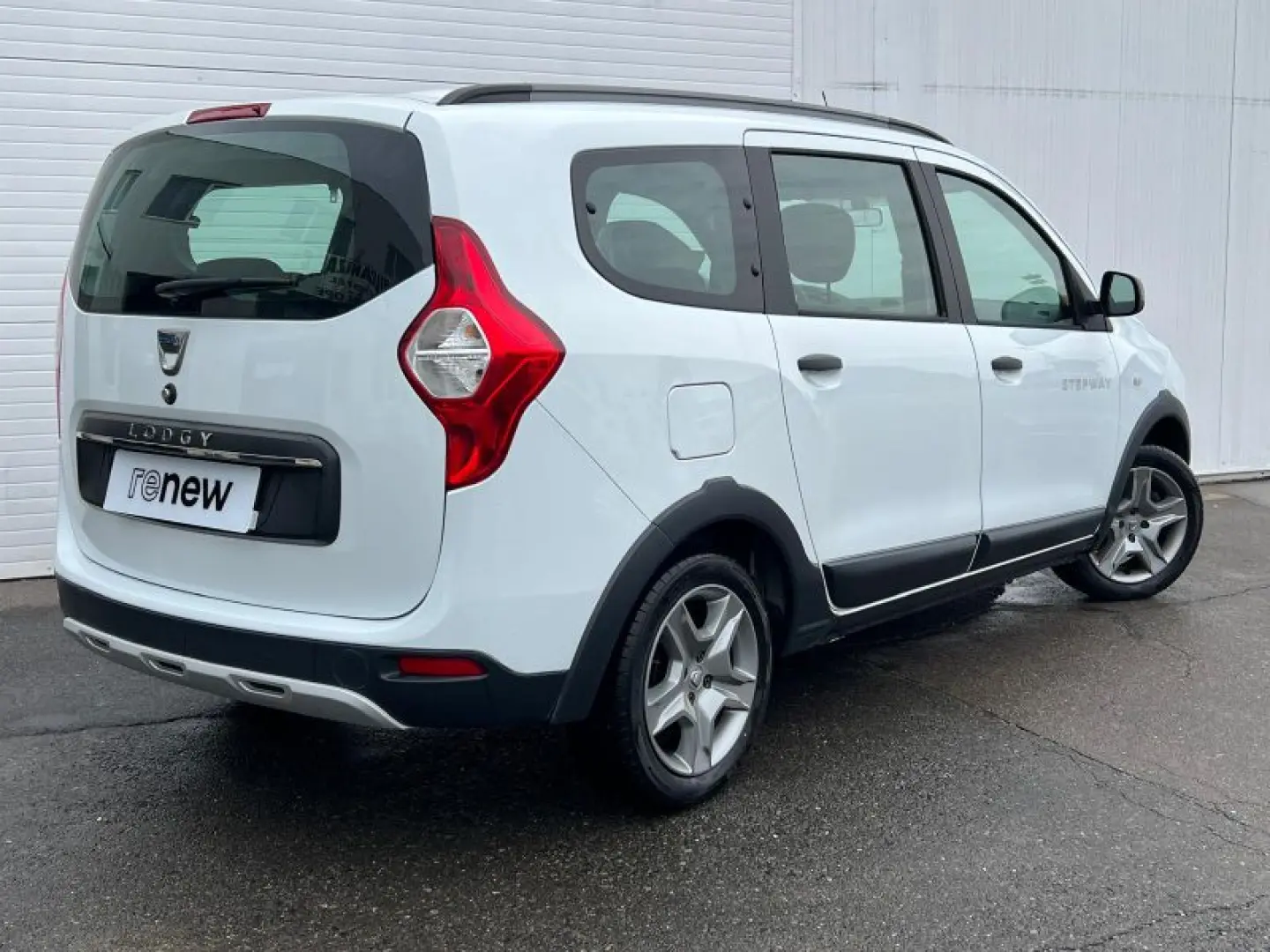 DACIA LODGY 1.3 TCe 130CP Stepway 7L