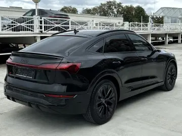 Audi Q8 Sportback e-tron 55 Sline