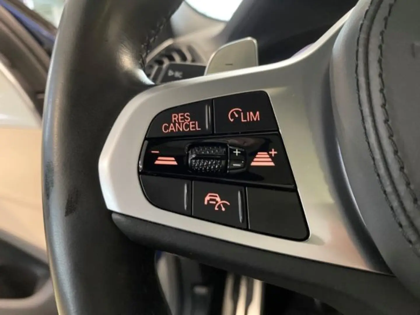 X3 xDrive 20i M Sportpaket HUD AHK Pano Navi Led