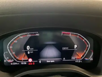 X3 xDrive 20i M Sportpaket HUD AHK Pano Navi Led