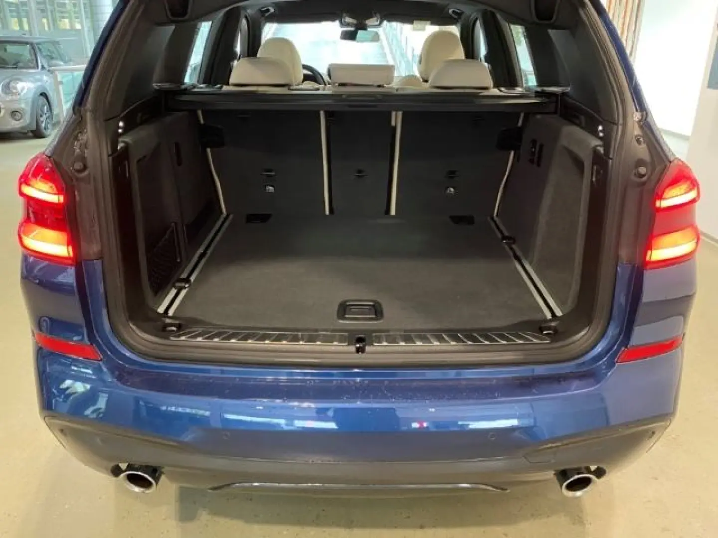 X3 xDrive 20i M Sportpaket HUD AHK Pano Navi Led