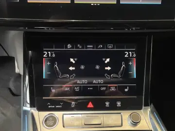 Audi Q8 55 quattro S line LED B&O Navi ACC