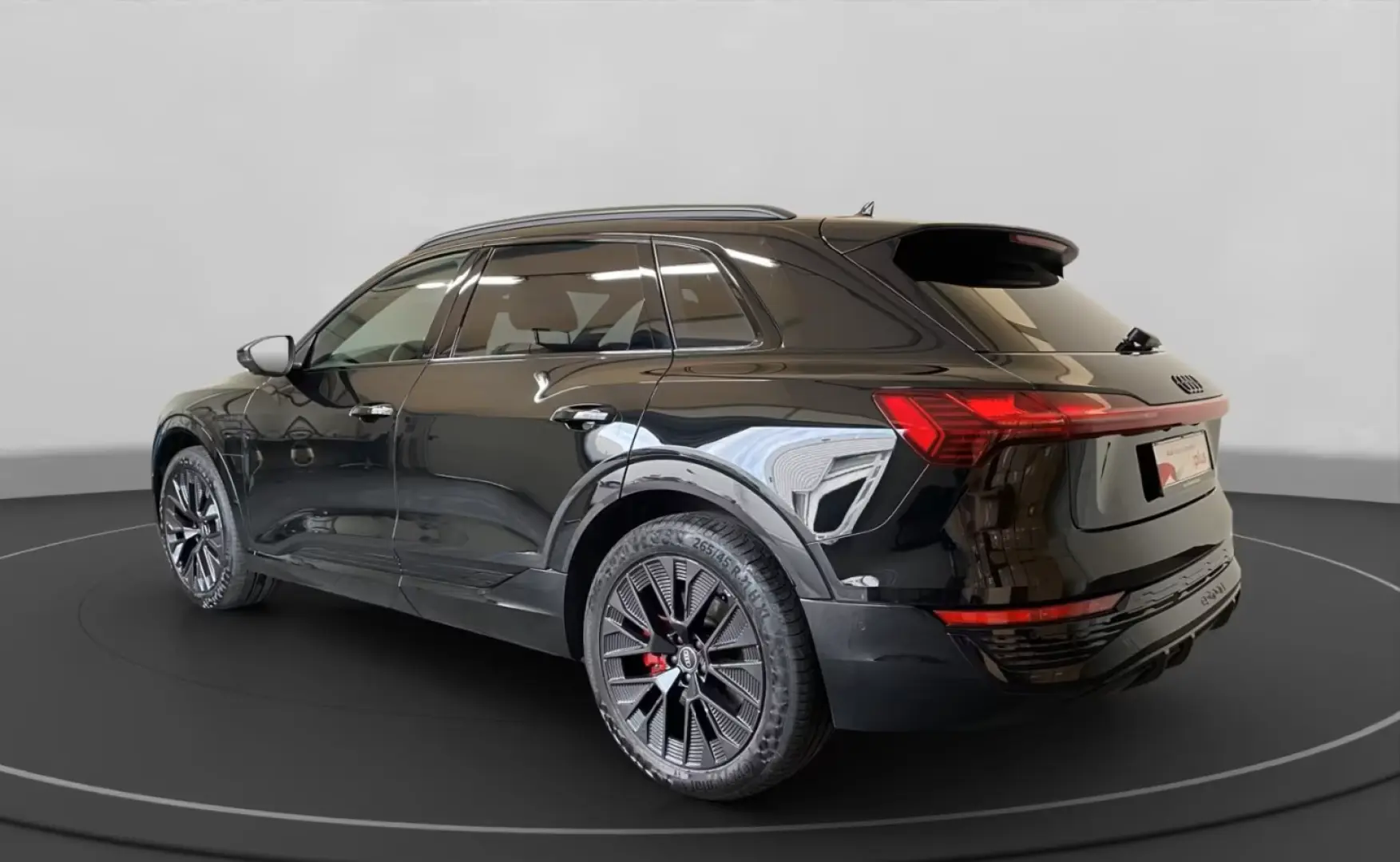 Audi Q8 55 quattro S line LED B&O Navi ACC