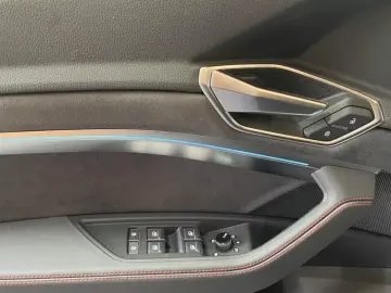 Audi Q8 55 quattro S line LED B&O Navi ACC