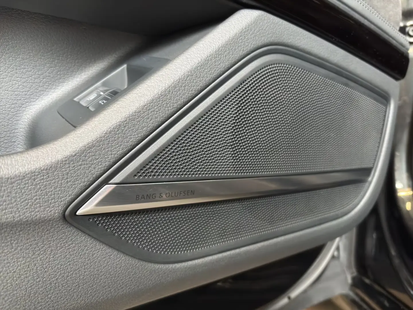 Audi A8 60 TFSIe QUATTRO  MATRIX PANO