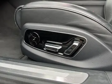 Audi A8 60 TFSIe QUATTRO  MATRIX PANO