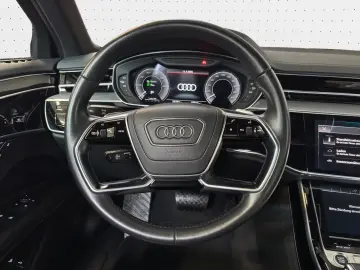 Audi A8 60 TFSIe QUATTRO  MATRIX PANO
