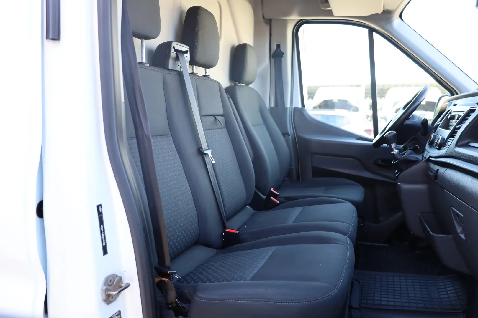 Ford Transit L4H3 2.0 130 cp