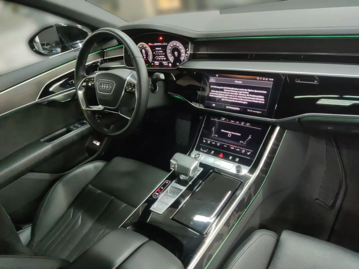 Audi A8 60 de TFSI-uri și patru BetterVision
