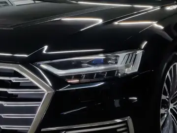 Audi A8 60 de TFSI-uri și patru BetterVision