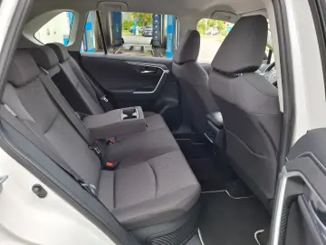 RAV 4 RAV4 Hybrid 4x2 Team Deutschland