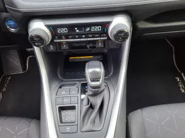 RAV 4 RAV4 Hybrid 4x2 Team Deutschland