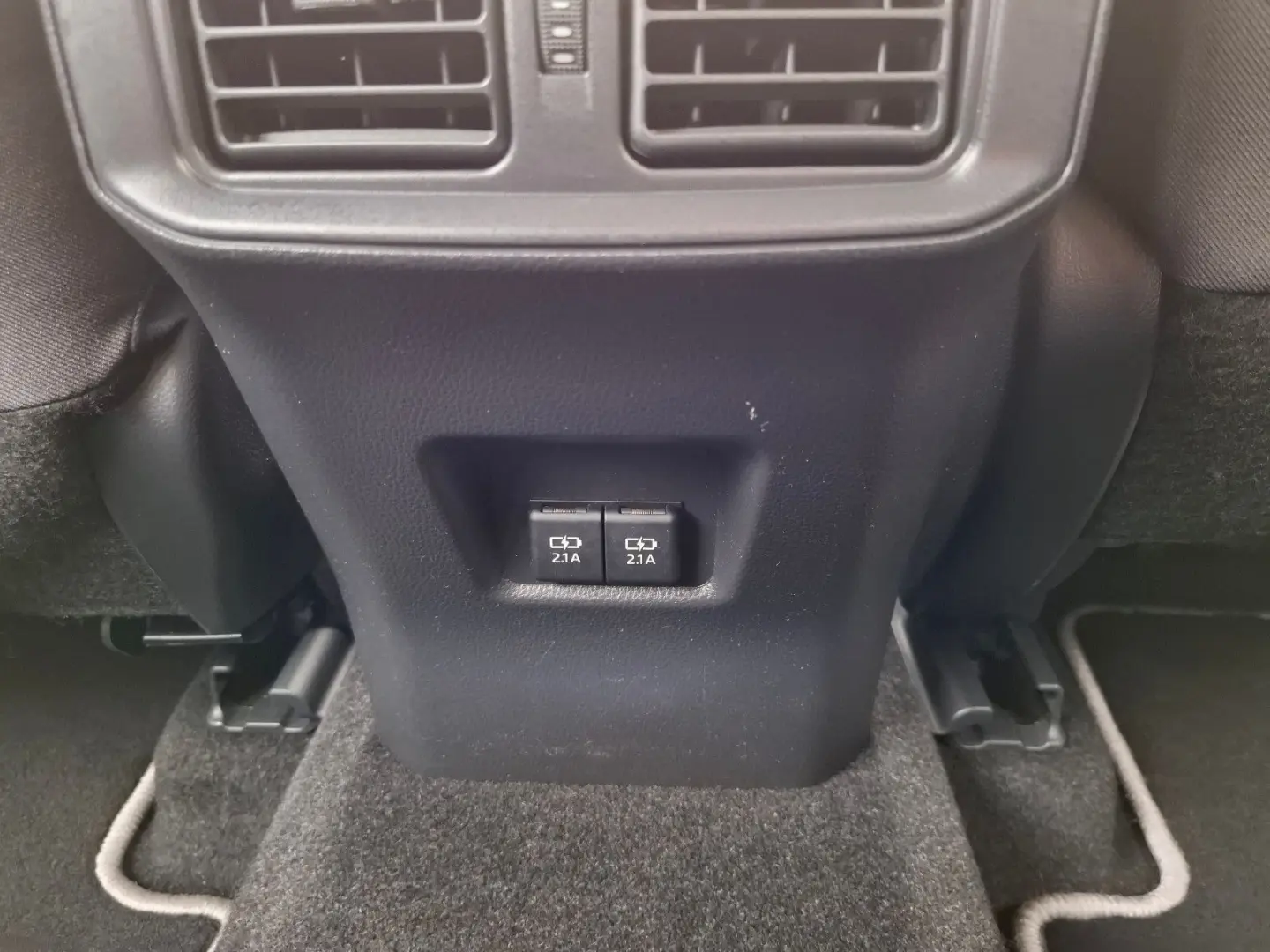 RAV 4 RAV4 Hybrid 4x2 Team Deutschland