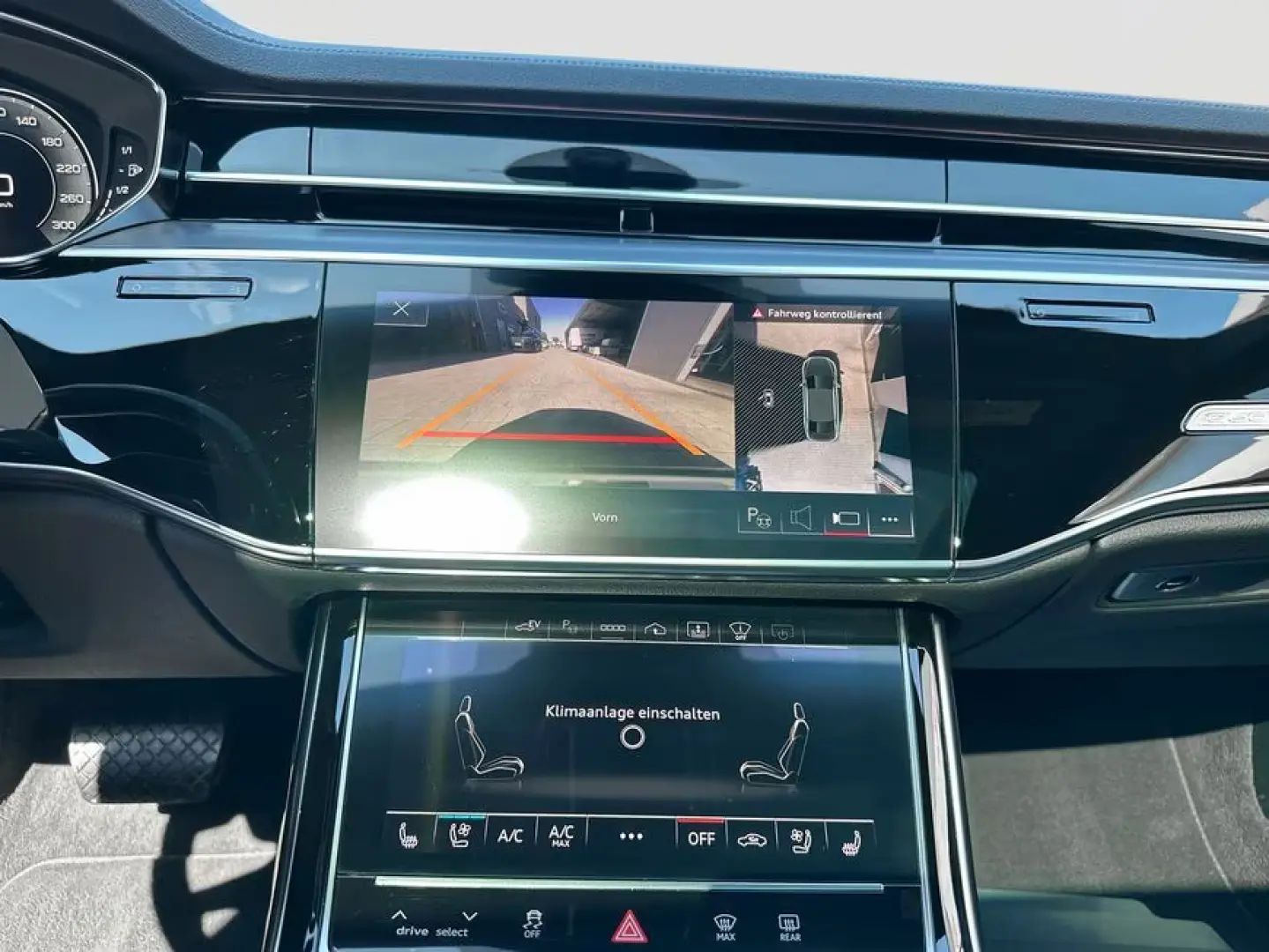Audi A8 60 TFSI și quattro tiptronic