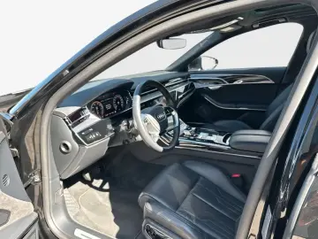 Audi A8 60 TFSI și quattro tiptronic