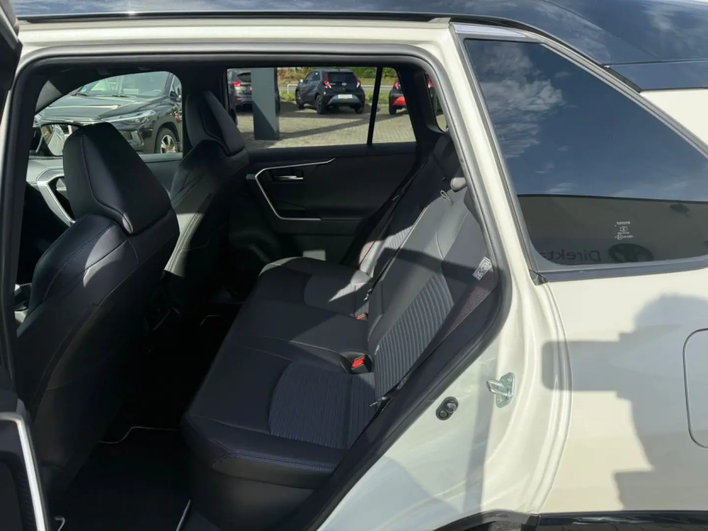 RAV 4 2.5 4x2 Hybrid Style Selection
