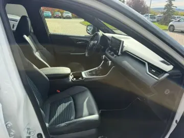 RAV 4 2.5 4x2 Hybrid Style Selection