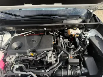 RAV 4 2.5 4x2 Hybrid Style Selection