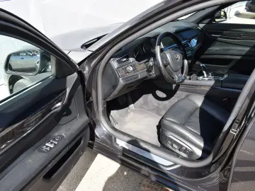 BMW Seria 7 730d xDrive