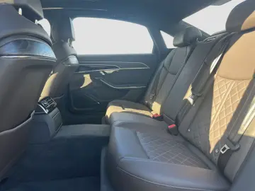 Audi A8 60 TFSI e quattro Lang tiptronic