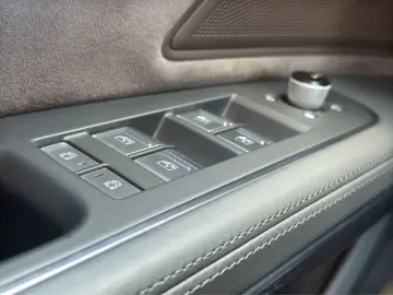 Audi A8 60 TFSI e quattro Lang tiptronic