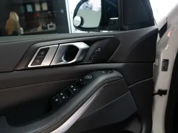 BMW X5 40i S-Drive