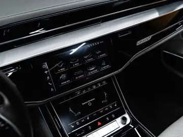 Audi A8 60 TFSI e L quattro Masaj Pano B&O