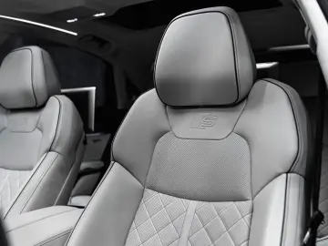 Audi A8 60 TFSI e L quattro Masaj Pano B&O