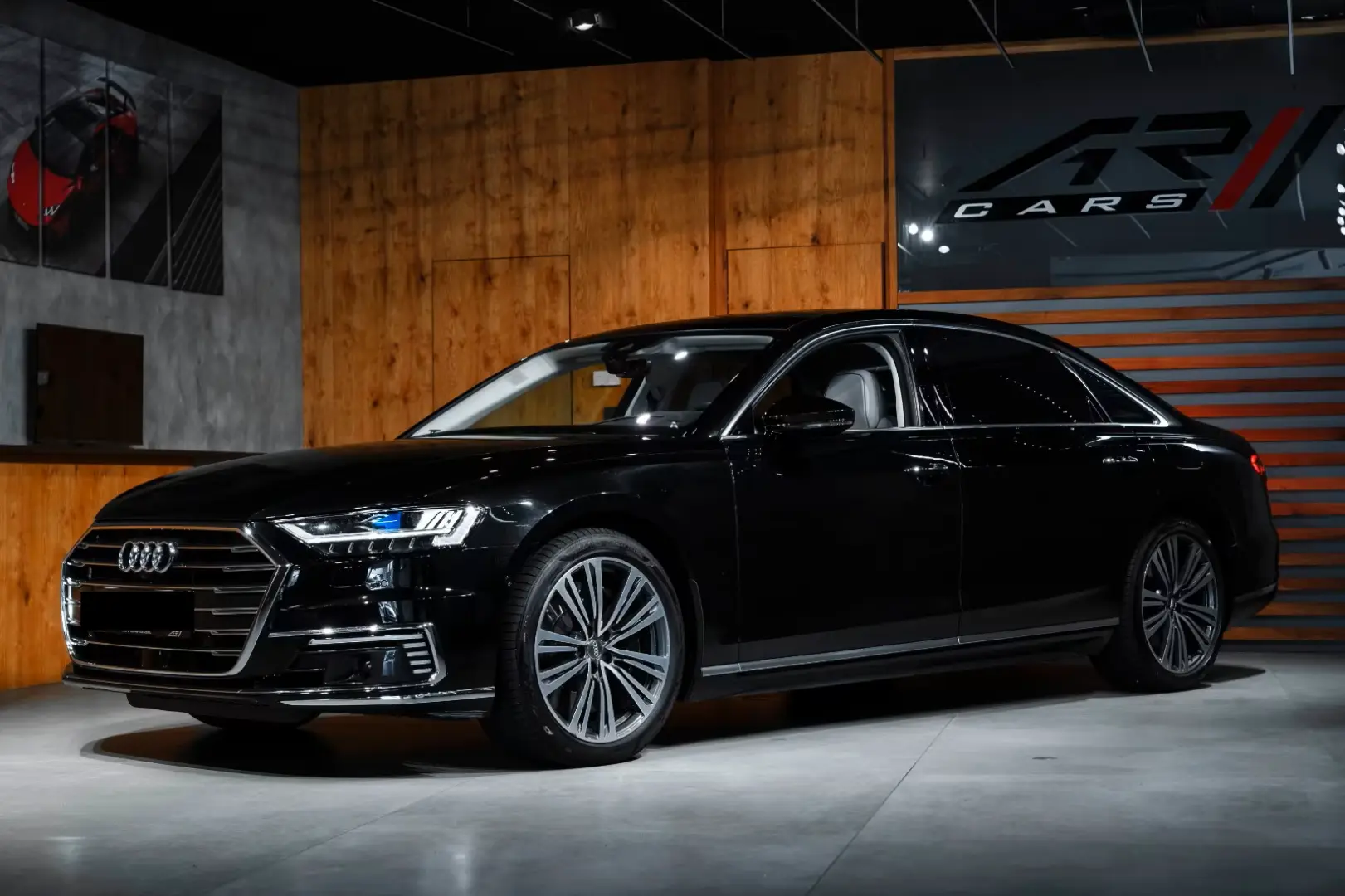 Audi A8 60 TFSI e L quattro Masaj Pano B&O