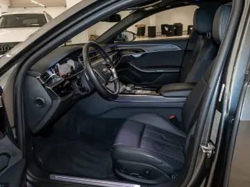 Audi A8 55 TFSI quattro AIR HeadUp Pano