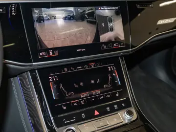 Audi A8 55 TFSI quattro AIR HeadUp Pano