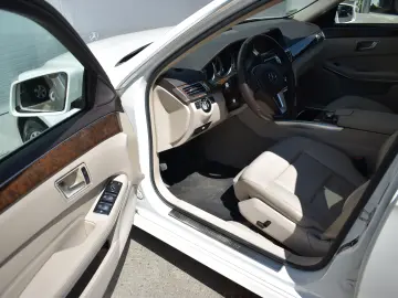 Mercedes-Benz E 250 CDI 4Matic