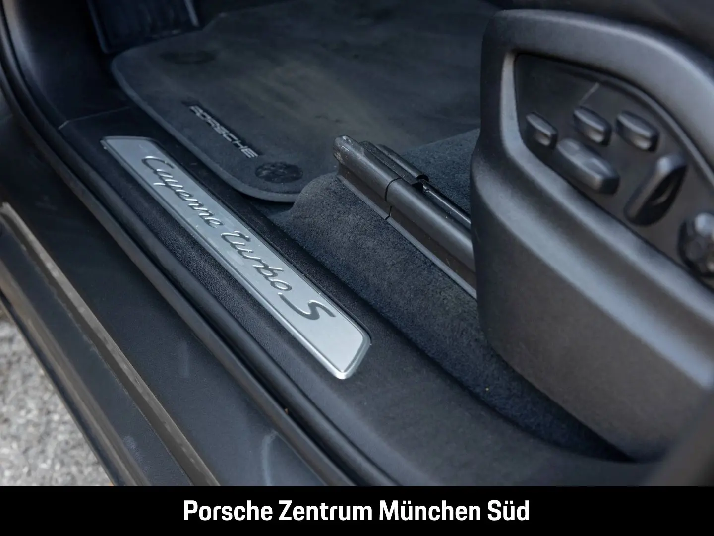 Cayenne Turbo S E-Hybrid HA-Lenkung Head-Up BOSE