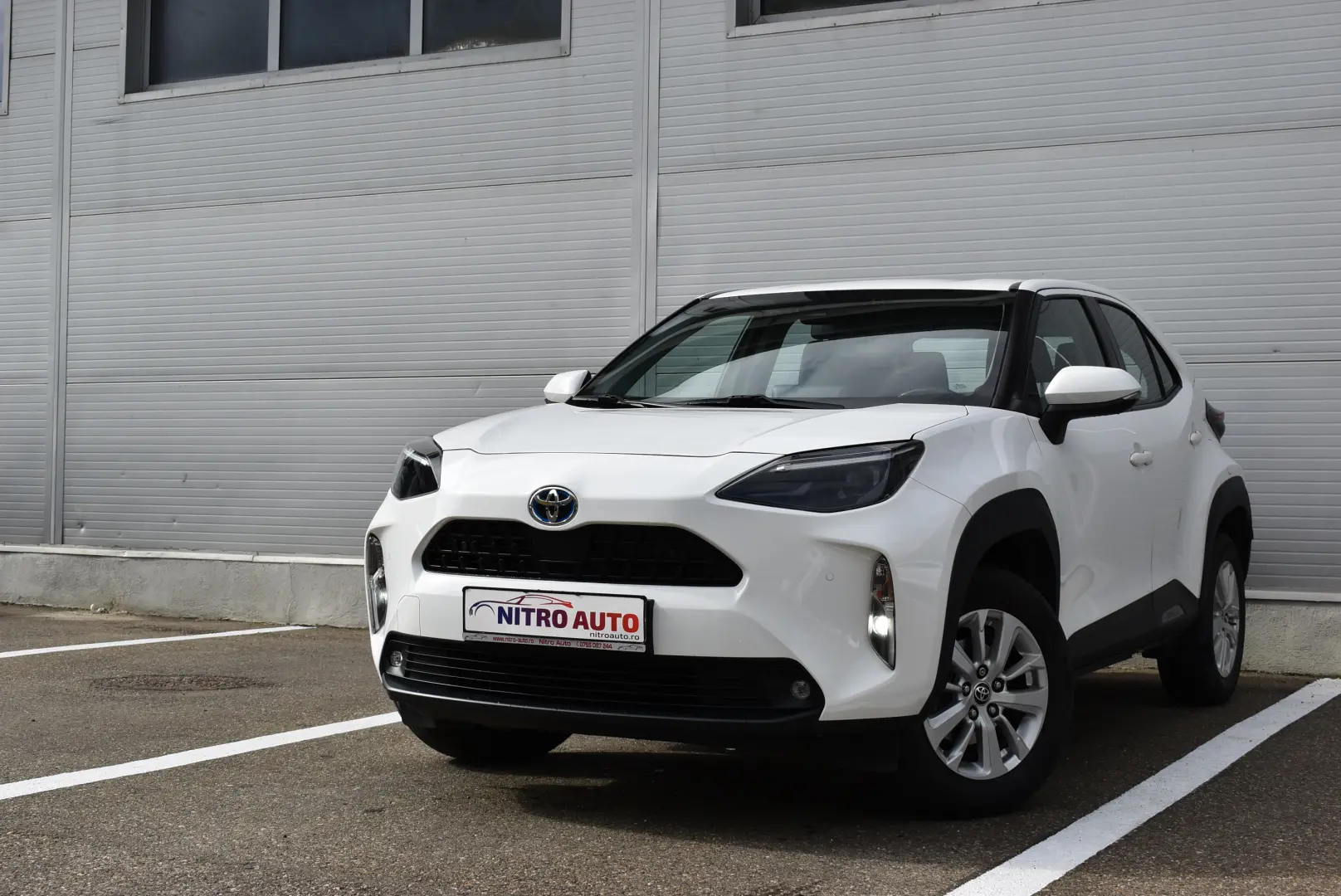Toyota Yaris 1.5 VVT-i HSD Exclusive Style