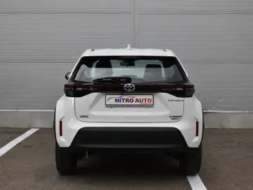 Toyota Yaris 1.5 VVT-i HSD Exclusive Style