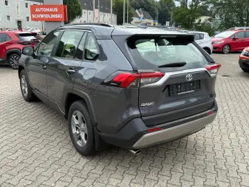 RAV 4 2.0 16V 4x2 AutomatikAnhängerkupplung