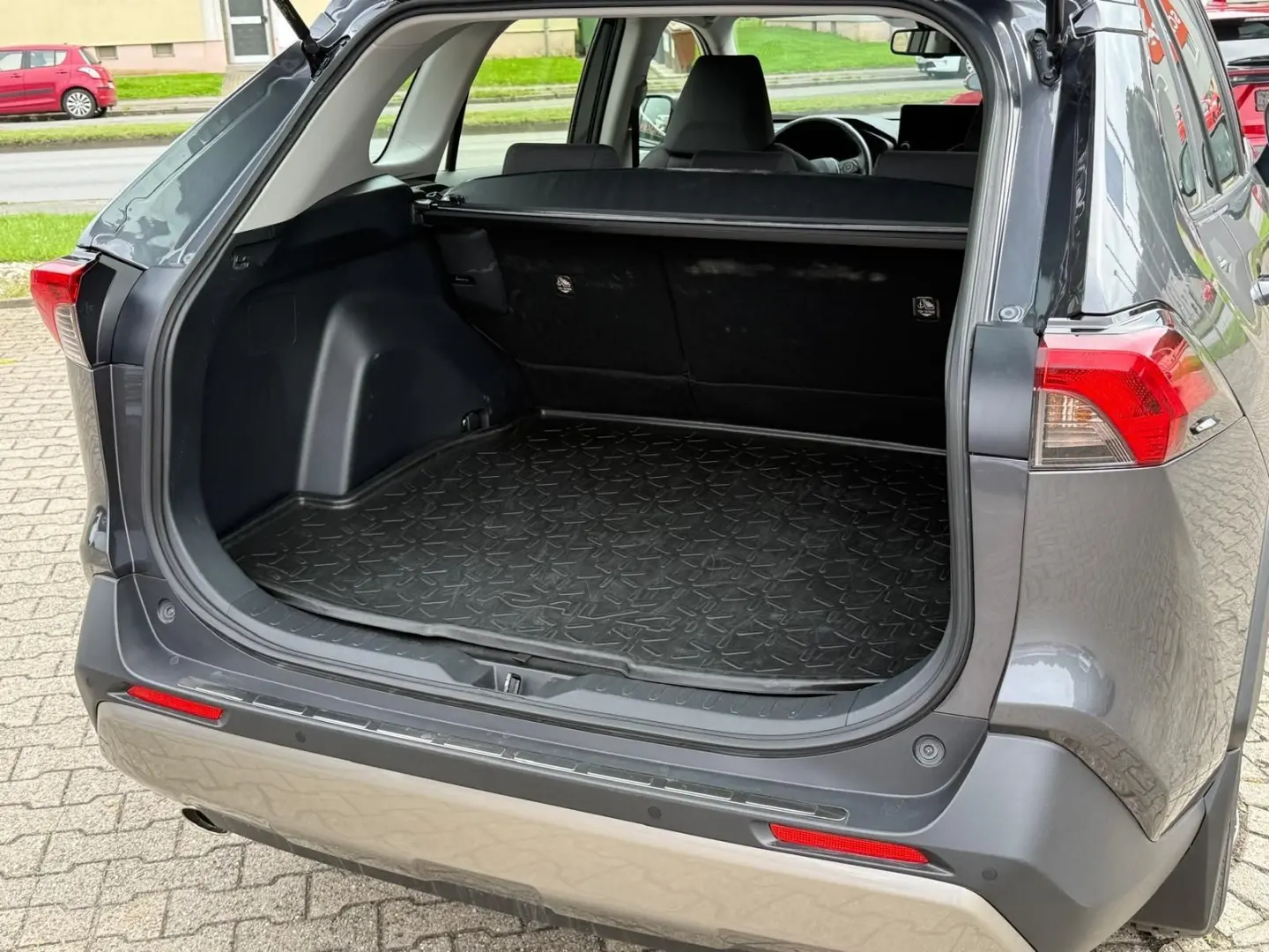 RAV 4 2.0 16V 4x2 AutomatikAnhängerkupplung