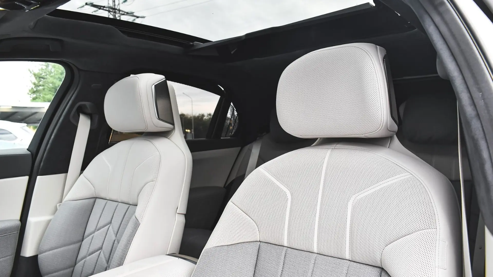 BMW 750e xDrive Executive Lounge PHEV Sportautom