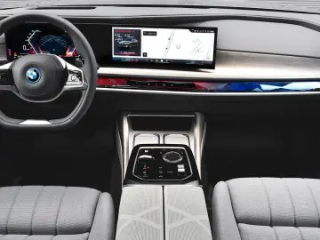 BMW 750e xDrive Executive Lounge PHEV Sportautom