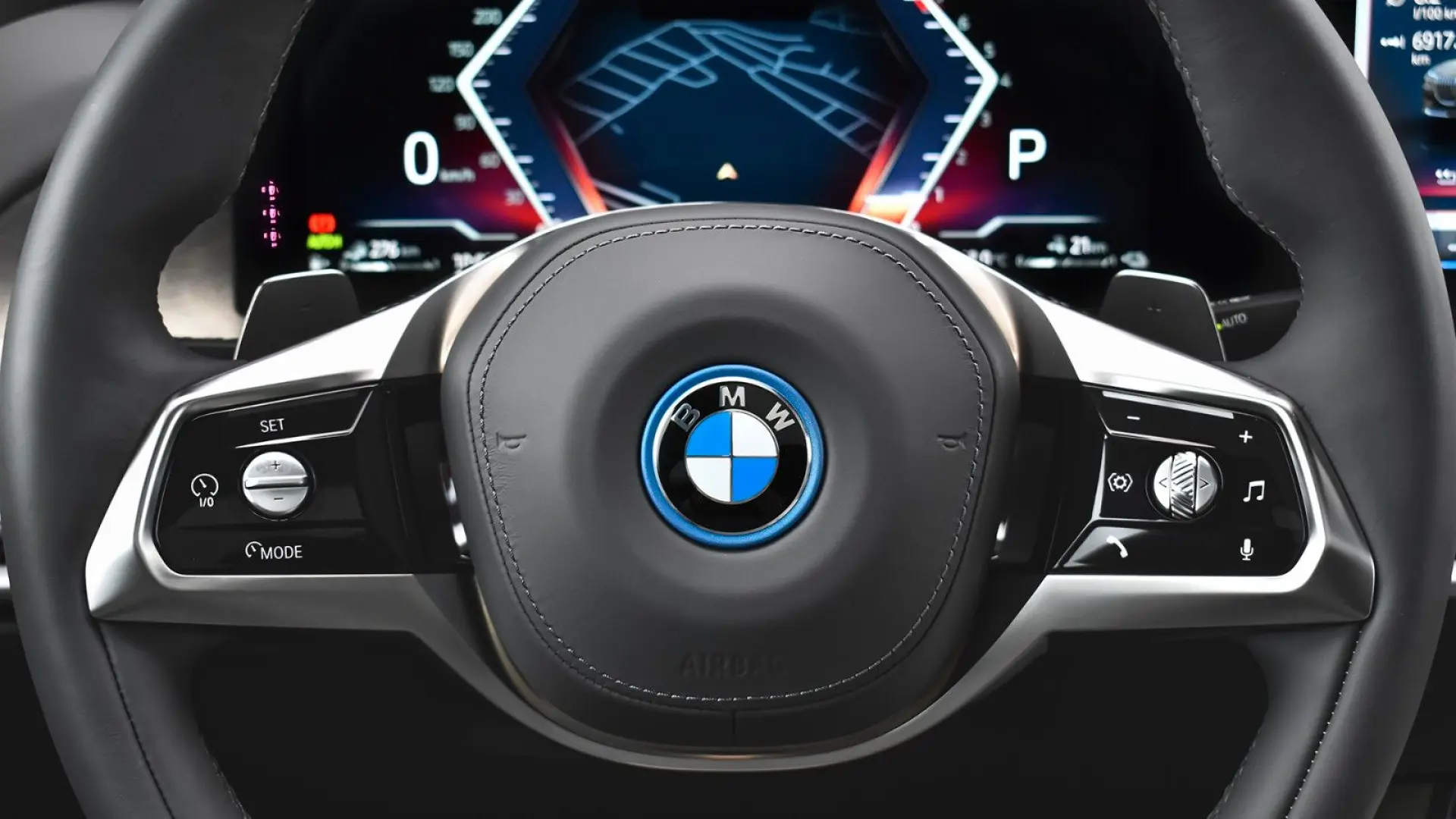 BMW 750e xDrive Executive Lounge PHEV Sportautom