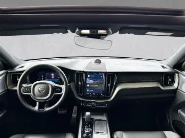 XC60 R Design AWD B5 Diesel EU6d Bowers Wilkins
